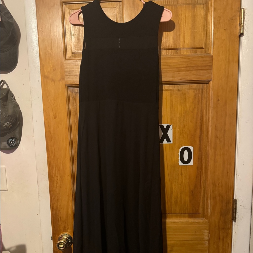 EUC Vince Camuto black maxi dress.